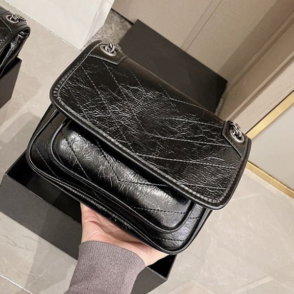 wholesale luxury women handbag original box date code designer shoulder bag trend fashion messenger cross-body bag
wholesale luxury women handbag original box date code designer shoulder bag trend fashion messenger cross-body bag