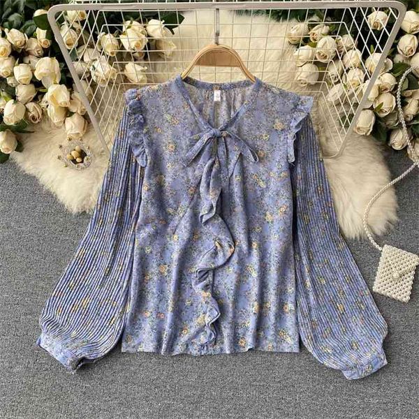 spring french retro sweet floral blouse female v-neck puff sleeve fungus decoration blusa age-reducing fashion shirt c377 210506, White
spring french retro sweet floral blouse female v-neck puff sleeve fungus decoration blusa age-reducing fashion shirt c377 210506, White