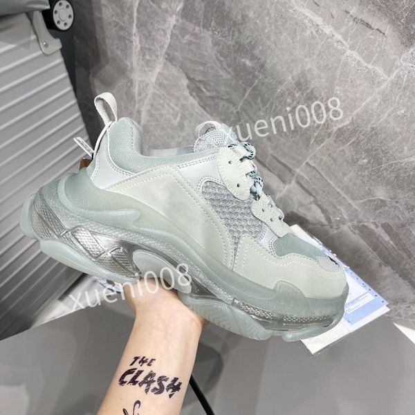 2022 wholesale high-quality rhyton 40-45 casual shoes heavy sports milan runway fashion women's shoe flat strawberry rat pattern mouth, Red;white
2022 wholesale high-quality rhyton 40-45 casual shoes heavy sports milan runway fashion women's shoe flat strawberry rat pattern mouth, Red;white
