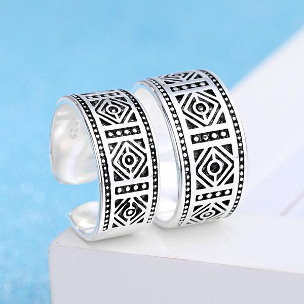 wedding rings fashion rhombus retro carving thai silver color for men women adjustable couple jewelry s-r37, Slivery;golden
wedding rings fashion rhombus retro carving thai silver color for men women adjustable couple jewelry s-r37, Slivery;golden