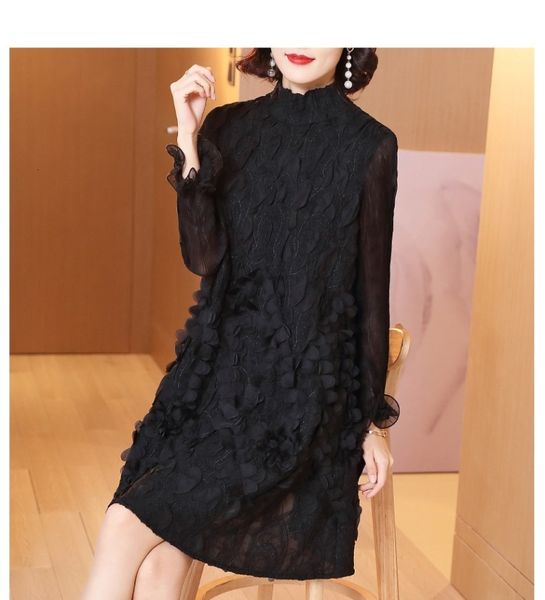 dress miyake fold long sleeve fashion stand collar applique straight, Black;gray
dress miyake fold long sleeve fashion stand collar applique straight, Black;gray