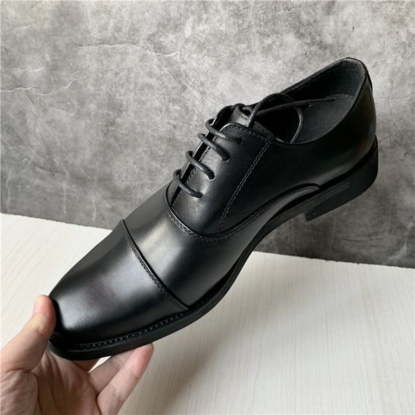 autumn layer cowhide simple british style busins casual lace up low square heel formal leather shoes men, Black
autumn layer cowhide simple british style busins casual lace up low square heel formal leather shoes men, Black