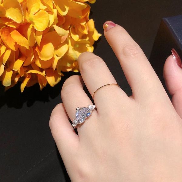 women's classic fashion heart-shaped zircon ring s925 sterling silver original high-quality jewelry logo gift cluster rings, Golden;silver
women's classic fashion heart-shaped zircon ring s925 sterling silver original high-quality jewelry logo gift cluster rings, Golden;silver