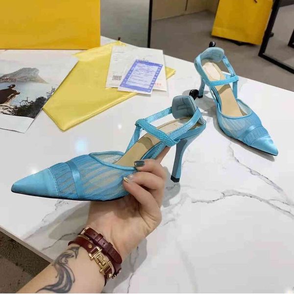 vallu summer new silk stitching lace mesh casual all-match yanhui high-heeled sandals, Black
vallu summer new silk stitching lace mesh casual all-match yanhui high-heeled sandals, Black