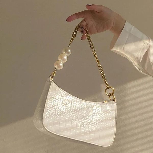 shoulder bags women french vintage alligator baguette pu leather handbags elegant office ladies luxury underarm chain bag pearls
shoulder bags women french vintage alligator baguette pu leather handbags elegant office ladies luxury underarm chain bag pearls
