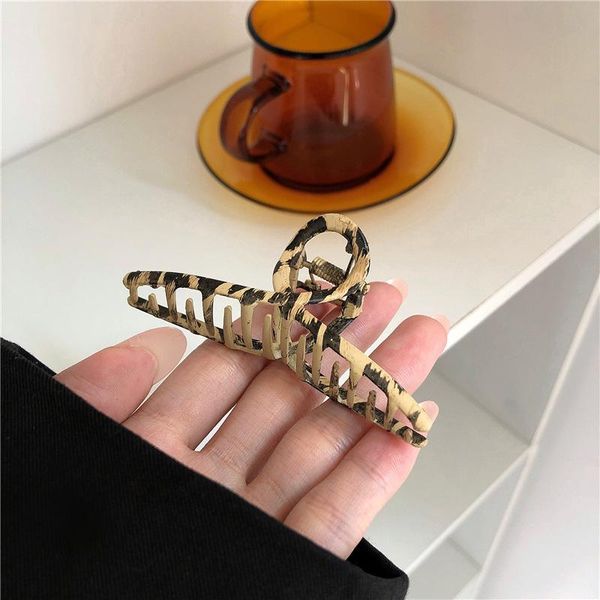 hair clips & barrettes south korea leopard grain, scratching clip alloy hollow out cool riding back chuck hairpin headdress women, Golden;silver
hair clips & barrettes south korea leopard grain, scratching clip alloy hollow out cool riding back chuck hairpin headdress women, Golden;silver