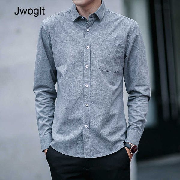 spring autumn mens shirts solid colors korean fashion slim fit casual long sleeved white black shirt left chest pocket 210528
spring autumn mens shirts solid colors korean fashion slim fit casual long sleeved white black shirt left chest pocket 210528