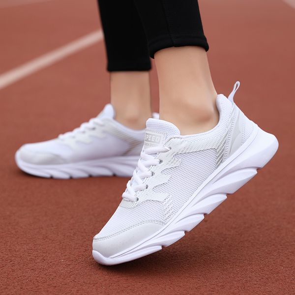 wholesale 2021 tennis men women sports running shoes super light breathable runners black white pink outdoor sneakers eur 35-41 wy04-8681
wholesale 2021 tennis men women sports running shoes super light breathable runners black white pink outdoor sneakers eur 35-41 wy04-8681