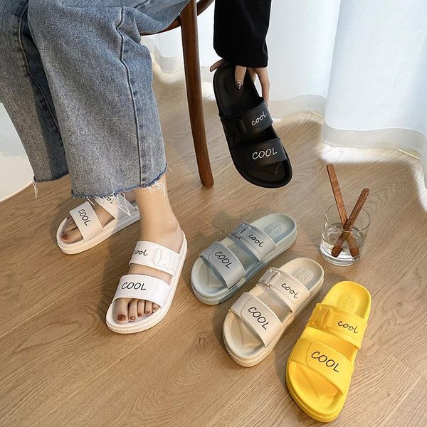 women shoes wild casual slippers cool summer wear 2021 thick bottom fashion flat sandals outside, Black 
women shoes wild casual slippers cool summer wear 2021 thick bottom fashion flat sandals outside, Black