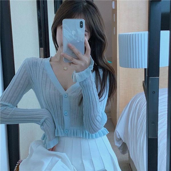 women's t-shirt simple white long sleeve summer 2021 short slim and with navel exposed thin ice silk knitted cardigan
women's t-shirt simple white long sleeve summer 2021 short slim and with navel exposed thin ice silk knitted cardigan
