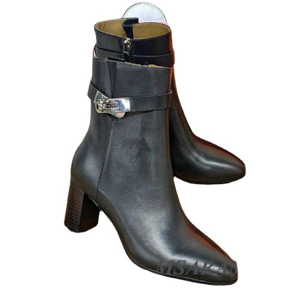 boots 2021 winter metal buckle high-heeled women's boots, leather round toe thick-heeled short fashionable ladies work, Black
boots 2021 winter metal buckle high-heeled women's boots, leather round toe thick-heeled short fashionable ladies work, Black