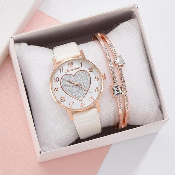 wristwatches 2021 2pcs set brand women watches luxury leather strip love dress wristwatch ladies gift quartz clock relogio feminino, Slivery;brown
wristwatches 2021 2pcs set brand women watches luxury leather strip love dress wristwatch ladies gift quartz clock relogio feminino, Slivery;brown