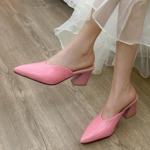 checkerboard pattern pointed pu slippers thick heel home ladies summer cool high heels, Black
checkerboard pattern pointed pu slippers thick heel home ladies summer cool high heels, Black