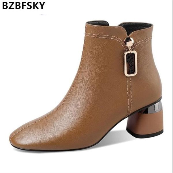 boots bzbfsky2021 autumn and winter 6cm korean version high-heeled ankle boot woman plus velvet short women metal decoration, Black
boots bzbfsky2021 autumn and winter 6cm korean version high-heeled ankle boot woman plus velvet short women metal decoration, Black