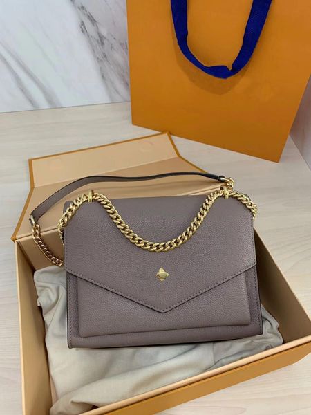 original lockme leather women soft calfskin s handbags purses bb shoulder ever tote bag wallet with chain strap
original lockme leather women soft calfskin s handbags purses bb shoulder ever tote bag wallet with chain strap