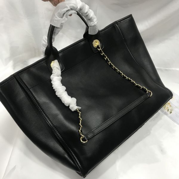 luxury fashion cowhide beach bag black classic design pattern chain portable handheld shopping treasure medieval ms hepburn style shoulder b
luxury fashion cowhide beach bag black classic design pattern chain portable handheld shopping treasure medieval ms hepburn style shoulder b