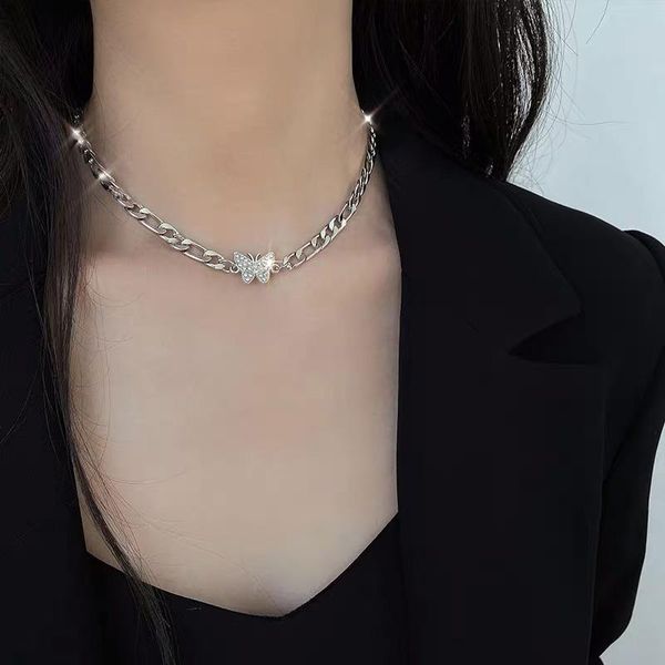 pendant necklaces fashion choker necklace lovely silver plated butterfly short women summer holiday romantic gift jewelry
pendant necklaces fashion choker necklace lovely silver plated butterfly short women summer holiday romantic gift jewelry