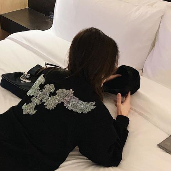 chrome/heartsindustry croxin loose cashmere dark wind heavy better drill plush long sleeve fat mm large cotton sweater, White;black
chrome/heartsindustry croxin loose cashmere dark wind heavy better drill plush long sleeve fat mm large cotton sweater, White;black