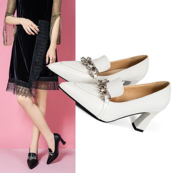 dress shoes 2021 women high heels patent leather pointed toe pumps embossing metal boat ladies wedding white black
dress shoes 2021 women high heels patent leather pointed toe pumps embossing metal boat ladies wedding white black