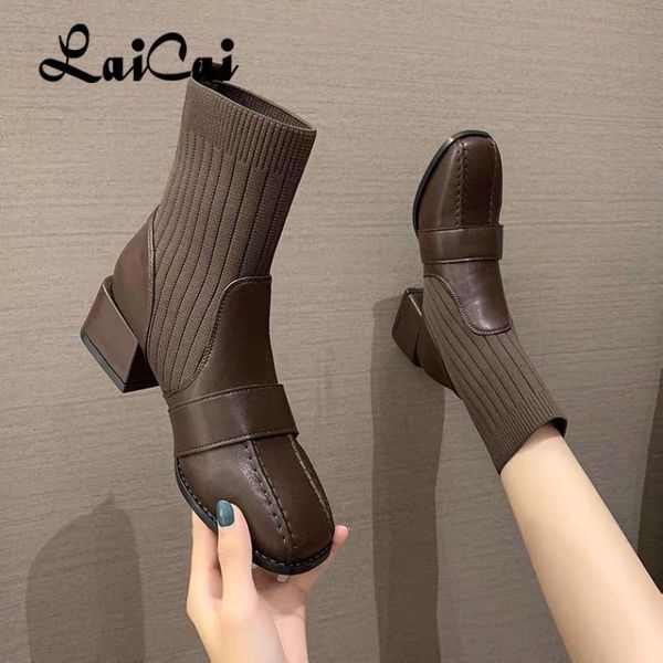 chunky heel women's boots 2021 autumn short boot mid lightweight socks shoes fashion british comfortable, Black
chunky heel women's boots 2021 autumn short boot mid lightweight socks shoes fashion british comfortable, Black