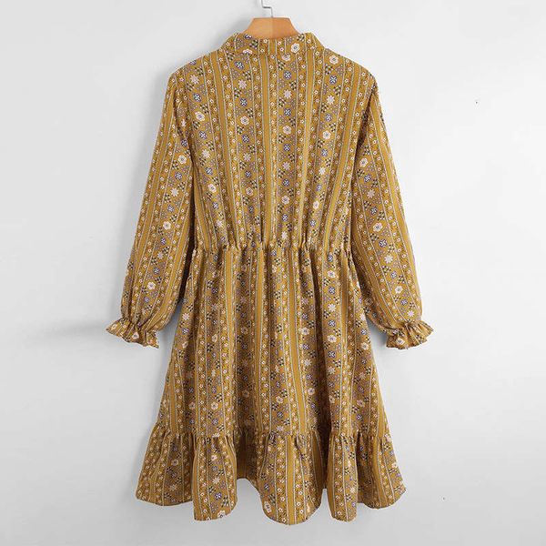 mid casual dresses wind long button embroidered lapel fashion in autumn and winter, Black;gray
mid casual dresses wind long button embroidered lapel fashion in autumn and winter, Black;gray