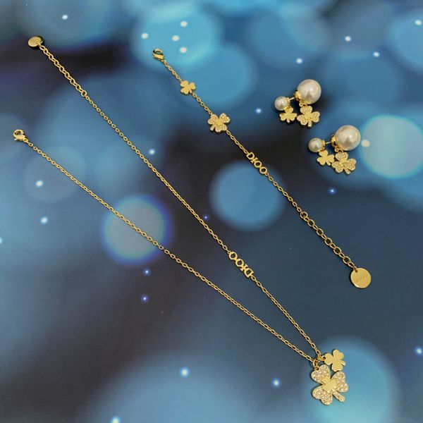 fine jewelry online family's new letter clover necklace female red bracelet clover earrings 65% off store online sale, Silver
fine jewelry online family's new letter clover necklace female red bracelet clover earrings 65% off store online sale, Silver