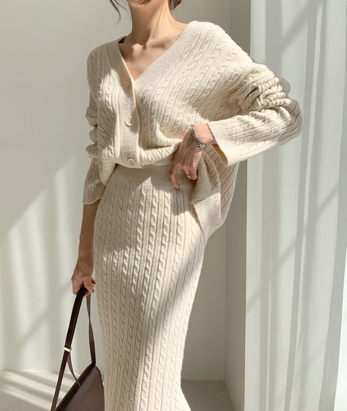 two piece dress zawfl - women's plaid knitted sweater, 2-piece set, v-neck jacket, coat + elastic waist skirt, suit, novelty in autumn, White
two piece dress zawfl - women's plaid knitted sweater, 2-piece set, v-neck jacket, coat + elastic waist skirt, suit, novelty in autumn, White