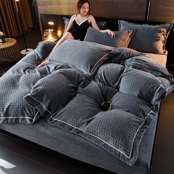 bedding sets winter warm duvet cover set three-dimensional carved milk velvet quilt pillowcase bed sheet 4-pc home textiles
bedding sets winter warm duvet cover set three-dimensional carved milk velvet quilt pillowcase bed sheet 4-pc home textiles