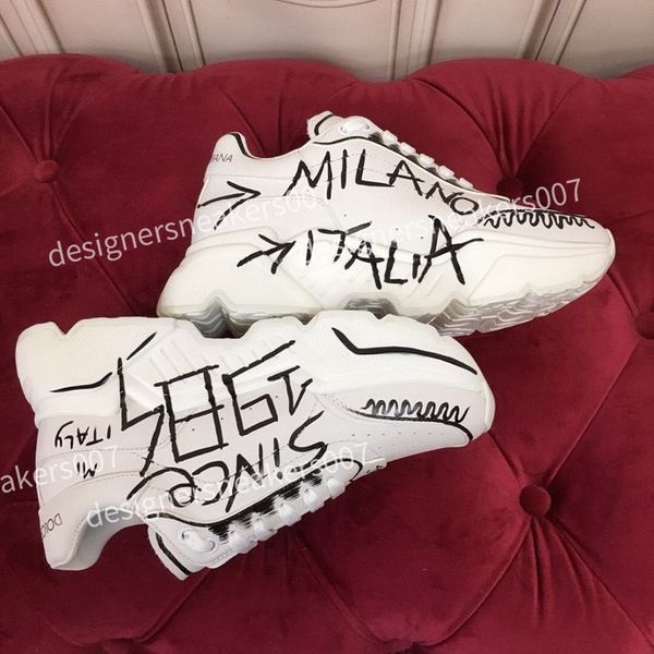 2021 designer rhyton vintage boots sneakers men women multicolor casual shoes brand platform daddy sneaker chaussures luxurys runner trainer, Black
2021 designer rhyton vintage boots sneakers men women multicolor casual shoes brand platform daddy sneaker chaussures luxurys runner trainer, Black