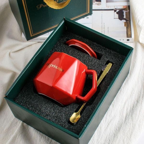 mugs portable gift box diamond ceramic cup milk coffee wedding souvenir holiday event family breakfast
mugs portable gift box diamond ceramic cup milk coffee wedding souvenir holiday event family breakfast