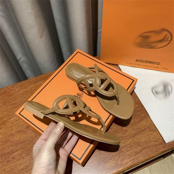 h-shaped slippers summer new fashion wear flat bottom clip toe sandal women's slipper 70% off factory store online sale, Black
h-shaped slippers summer new fashion wear flat bottom clip toe sandal women's slipper 70% off factory store online sale, Black
