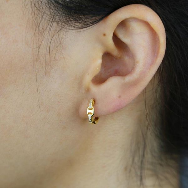 hoop & huggie fashion earring with round shape 12mm 20mm small zircon crystal paved for women lady wedding, Golden;silver
hoop & huggie fashion earring with round shape 12mm 20mm small zircon crystal paved for women lady wedding, Golden;silver