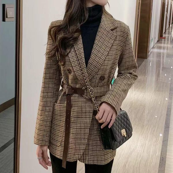women's suits & blazers with belt fashion spring vintage houndstooth pockets women blazer sashes double-breasted plaid female suit jack, White;black
women's suits & blazers with belt fashion spring vintage houndstooth pockets women blazer sashes double-breasted plaid female suit jack, White;black