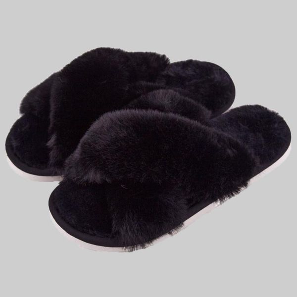 women's flat shoes winter autumn comfortatble fluffy warm slippers with fur home house for women plus size sandals, Black
women's flat shoes winter autumn comfortatble fluffy warm slippers with fur home house for women plus size sandals, Black