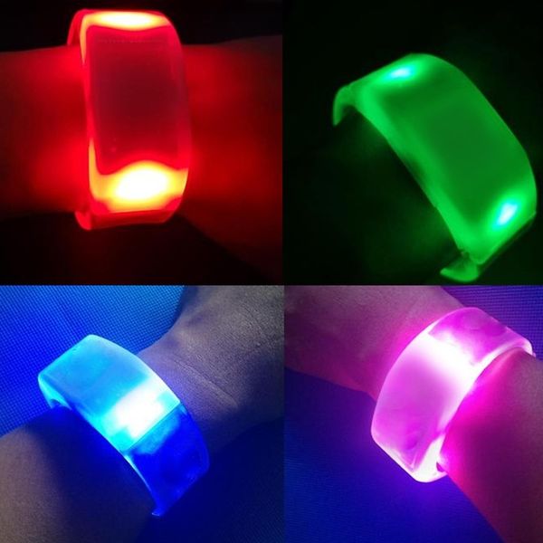 concert led luminous pvc fluorescent bracelet bar stage annual meeting cheer props can be 7 colors
concert led luminous pvc fluorescent bracelet bar stage annual meeting cheer props can be 7 colors