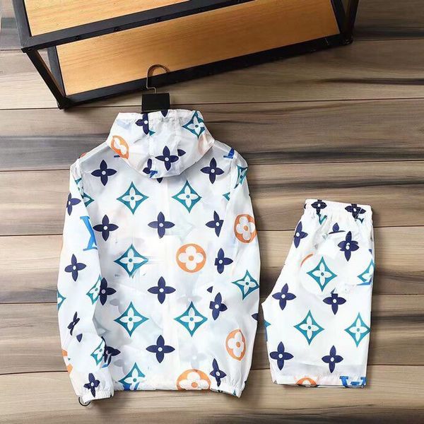 early autumn new fashion sports hoodie sweater pullover print men and women the same style wool roll fabric student t-shirts 521o
early autumn new fashion sports hoodie sweater pullover print men and women the same style wool roll fabric student t-shirts 521o