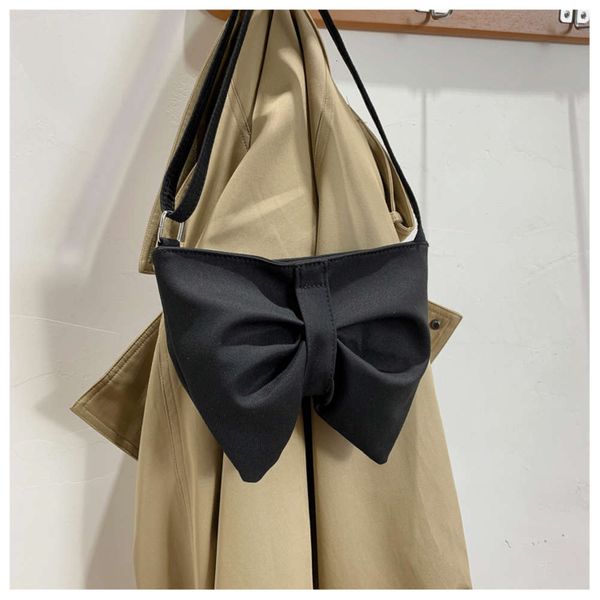 women's shoulder bag big bow large capacity casual canvas crossbody wholale female student creative dign accsori
women's shoulder bag big bow large capacity casual canvas crossbody wholale female student creative dign accsori