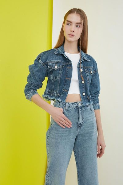 trendyol beli elasticized crop denim jacket twoss21ce0247 women's jackets, Black;brown
trendyol beli elasticized crop denim jacket twoss21ce0247 women's jackets, Black;brown