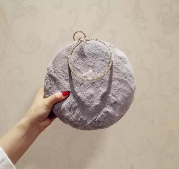 hbp golden diamond clutch evening bags chic pearl round shoulder bags for women 2021 new luxury handbags wedding party clutch purse bb001
hbp golden diamond clutch evening bags chic pearl round shoulder bags for women 2021 new luxury handbags wedding party clutch purse bb001