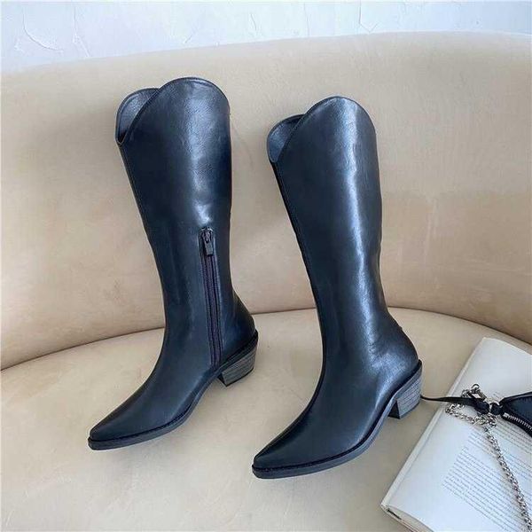 boots autumn 2021 korean style versatile knights' with pointed head and thick heel, Black
boots autumn 2021 korean style versatile knights' with pointed head and thick heel, Black