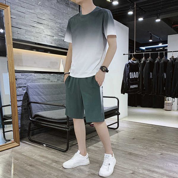 men sets summer short sleeve shirt sets gradient color men clothing summer sportswear 2 piece set sweatsuit track shorts male 210603, Gray
men sets summer short sleeve shirt sets gradient color men clothing summer sportswear 2 piece set sweatsuit track shorts male 210603, Gray