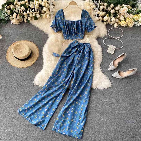 2 piece sets women summer floral print beach square collar folds short and wide leg high waist pants with belt 210607, White
2 piece sets women summer floral print beach square collar folds short and wide leg high waist pants with belt 210607, White