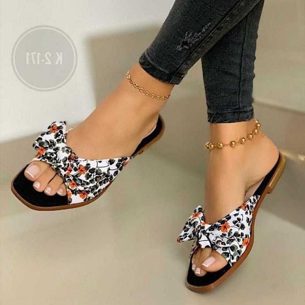 woman shoes 2021 low slippers summer butterfly-knot pantofle basic sweet pu slides rome hoof heels fabric, Black
woman shoes 2021 low slippers summer butterfly-knot pantofle basic sweet pu slides rome hoof heels fabric, Black