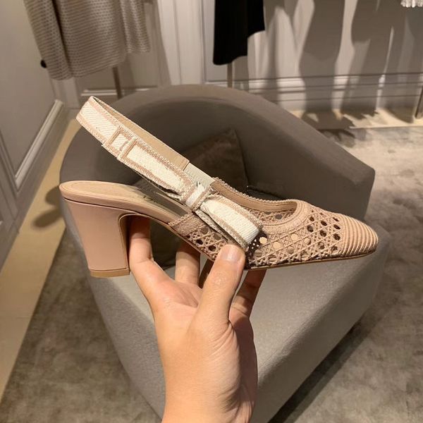sandals slippers d home 2021 spring and summer new korean edition knitting hollow square head shallow mouth letter with bow thick high heel, Black
sandals slippers d home 2021 spring and summer new korean edition knitting hollow square head shallow mouth letter with bow thick high heel, Black