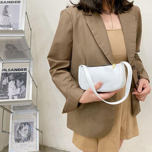 evening bags the spring 2021 nylon solid color western-style shoulder bag flap clutch wallet fashion simple small leisure
evening bags the spring 2021 nylon solid color western-style shoulder bag flap clutch wallet fashion simple small leisure