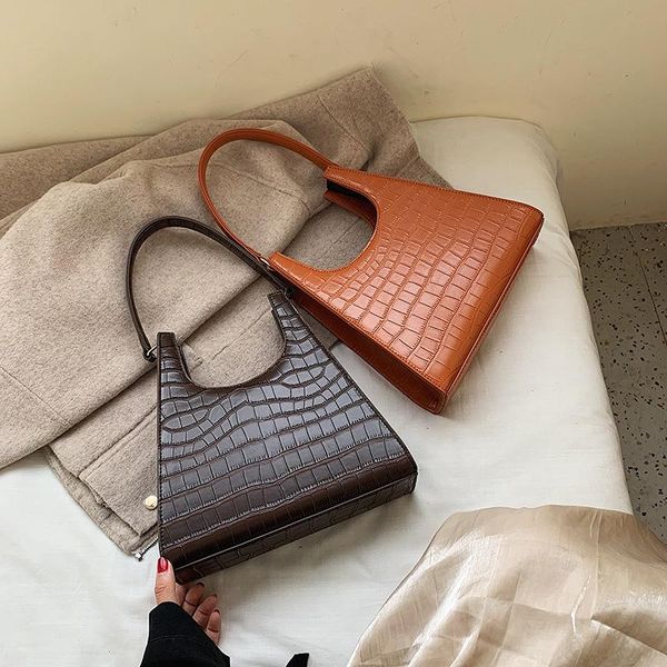 evening bags women handle bag autumn winter 2021 female retro single-shoulder design subaxillary trend ladies handbags bolsos
evening bags women handle bag autumn winter 2021 female retro single-shoulder design subaxillary trend ladies handbags bolsos
