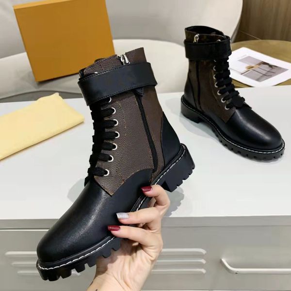 women martins boots fashion boots arrow real leather black white grey chunky heel letter booties
women martins boots fashion boots arrow real leather black white grey chunky heel letter booties