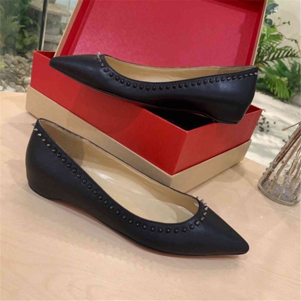 dress shoes sapatos femininos em couro legÃtimo, calçados clássicos para mulheres maduras, sólidos e macios com rebites rasos, primavera/out, Black
dress shoes sapatos femininos em couro legÃtimo, calçados clássicos para mulheres maduras, sólidos e macios com rebites rasos, primavera/out, Black