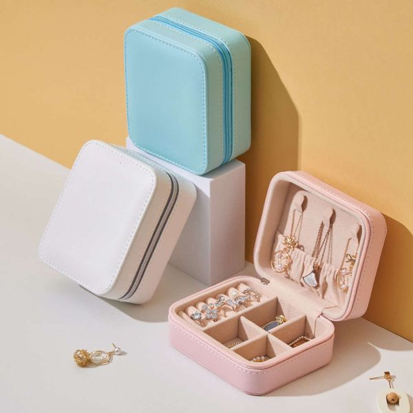 earrings pu leather simple earrings creative portable storage earrings ring small jewelry box, Golden
earrings pu leather simple earrings creative portable storage earrings ring small jewelry box, Golden