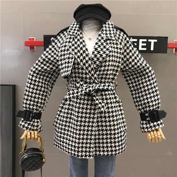 women's wool & blends luck a autumn winter houndstooth female overcoat elegant all-match turn down collar woolen coat vintage plaid sas, Black
women's wool & blends luck a autumn winter houndstooth female overcoat elegant all-match turn down collar woolen coat vintage plaid sas, Black